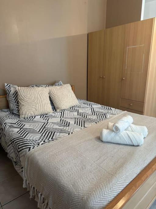 Bel Appartement, Coeur De Morlaix Luaran gambar